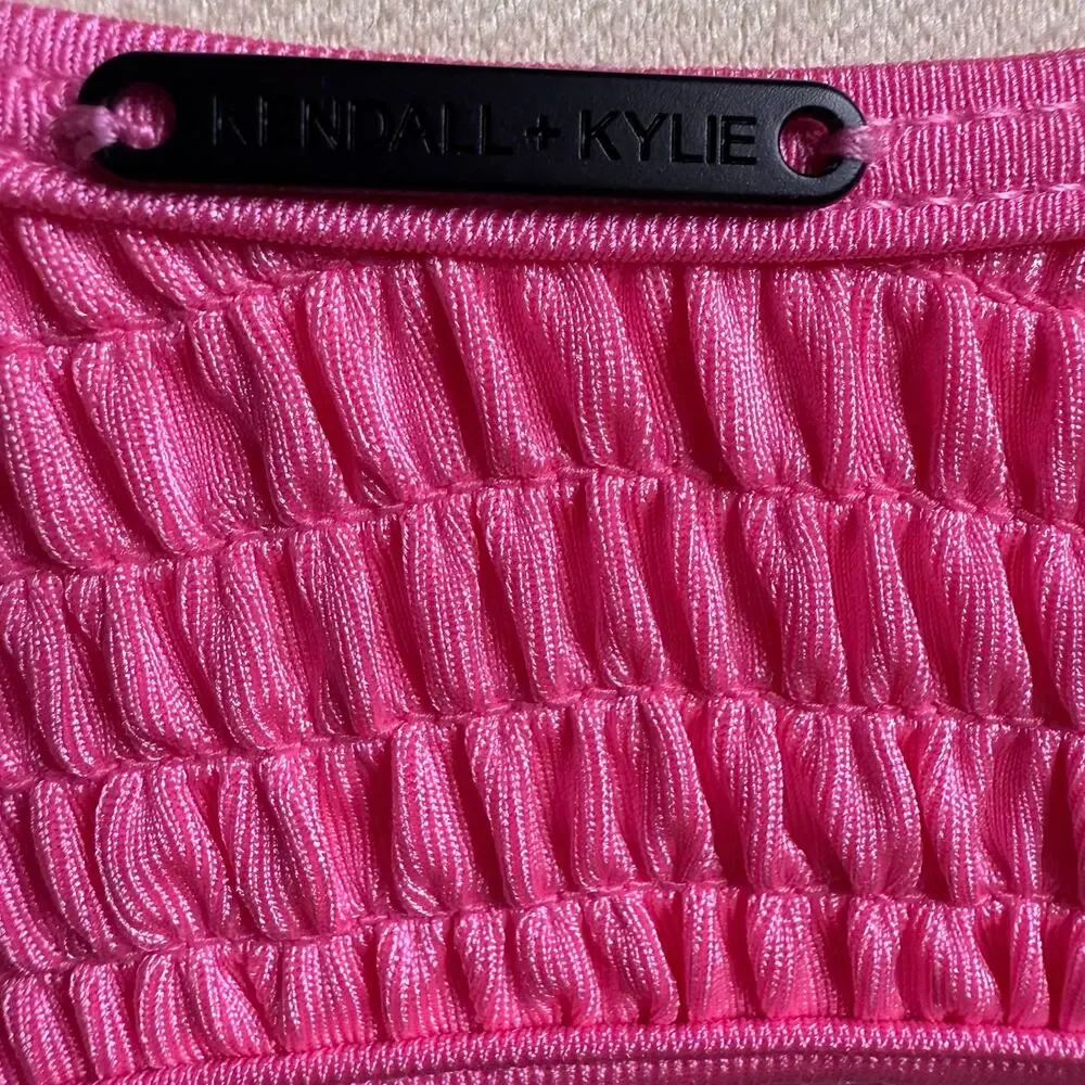 Kendall + Kylie 3 Snap Henley Bikini Top, Neon Pink, Medium, NWT